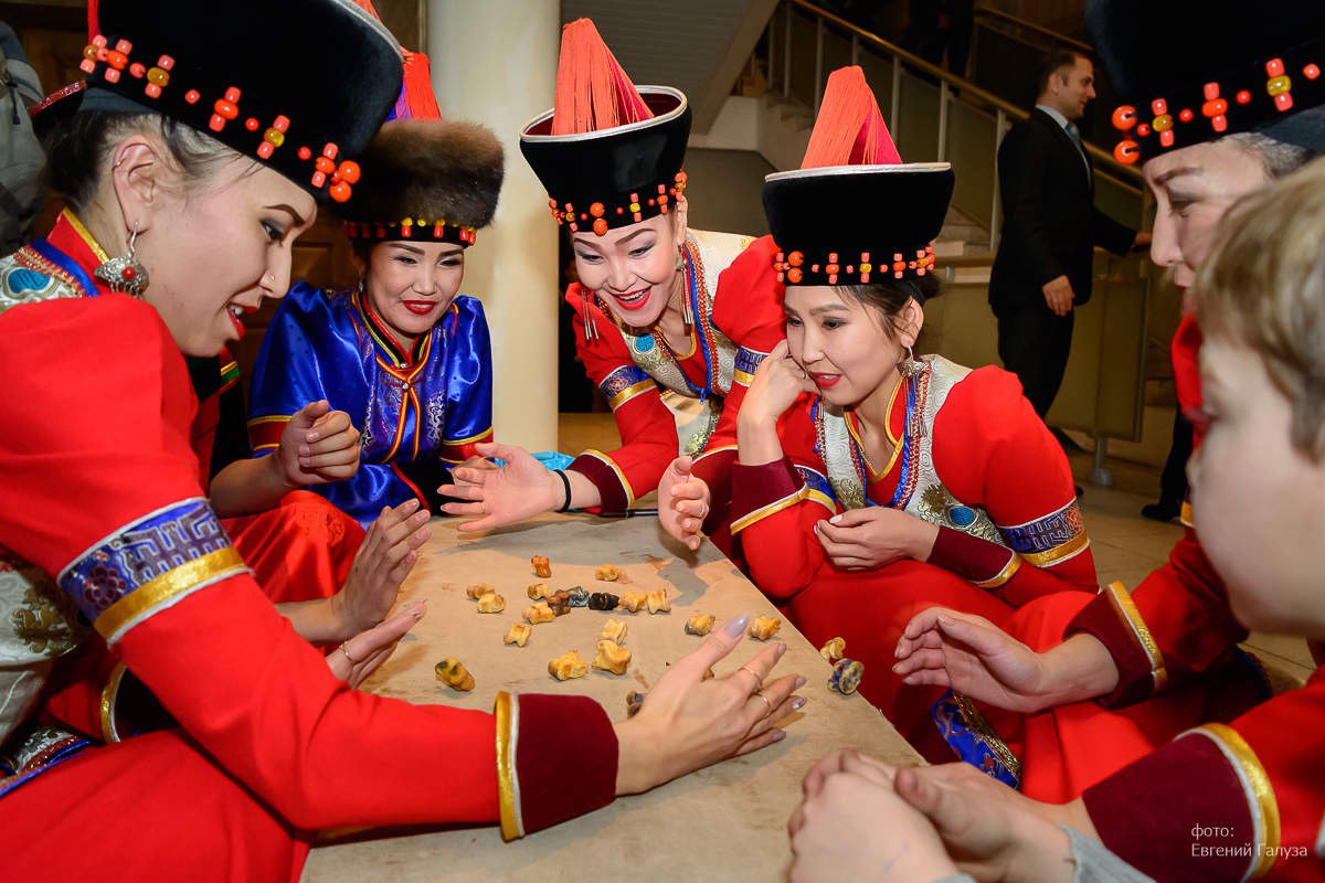 Шагай наадан